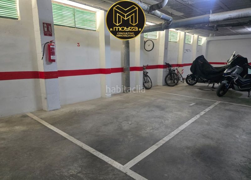 Foto 4986fd81-6070-429c-8101-c890dd8d4147. Pis amb calefacció aparcament piscina a Hospital Jaén