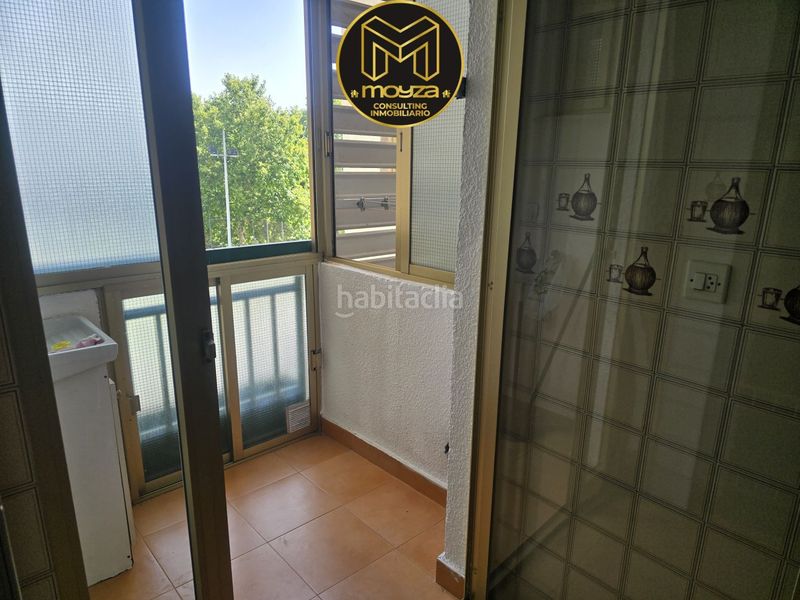 Foto f77e706e-40b9-480a-b61c-7666c15174a6. Pis amb calefacció aparcament piscina a Hospital Jaén