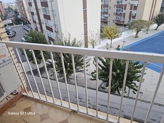 Etagenwohnung in Avda de Madrid - Pº de la Estación. Piso en venta en renfe, 4 dormitorios.