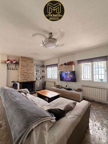 Foto abee1a04-129f-4be3-95c5-08c82435665b. Casa amb calefacció aparcament a Santa Isabel Jaén