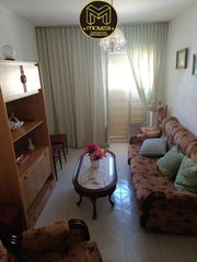 House in Fuerte del Rey. Casa en venta en fuerte del rey, 3 dormitorios.