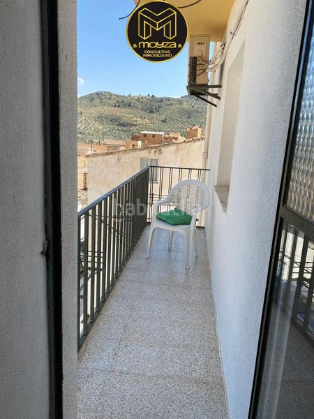 Foto a7ca8107-18db-4201-adc0-e78038edfa16. Pis amb calefacció aparcament a Huesa