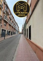Building in Centro ciudad. Edificio en venta en linares, 6 dormitorios.