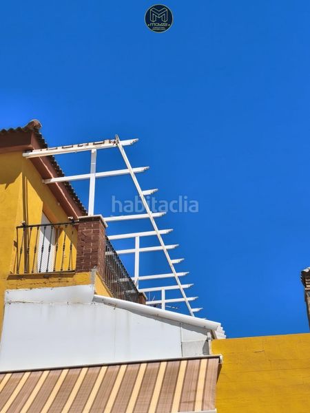 Foto 48fc9dce-ce8f-420c-b8bb-5e9400f8d099. Xalet amb calefacció piscina a Ctra. Circunvalación - La Magdalena Jaén