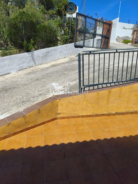 Foto 4f40ccba-f455-4381-8524-7c5cca92ef59. Xalet amb calefacció piscina a Ctra. Circunvalación - La Magdalena Jaén