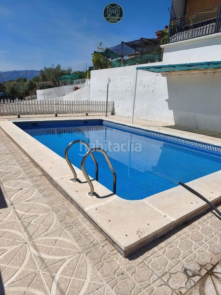 Foto e7d37351-7328-4c9a-bab9-fe1b89b3876f. Xalet amb calefacció piscina a Ctra. Circunvalación - La Magdalena Jaén