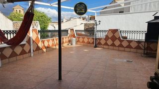 Chalet in Ctra. Circunvalación - La Magdalena. Chalet en venta en jaén, 4 dormitorios.