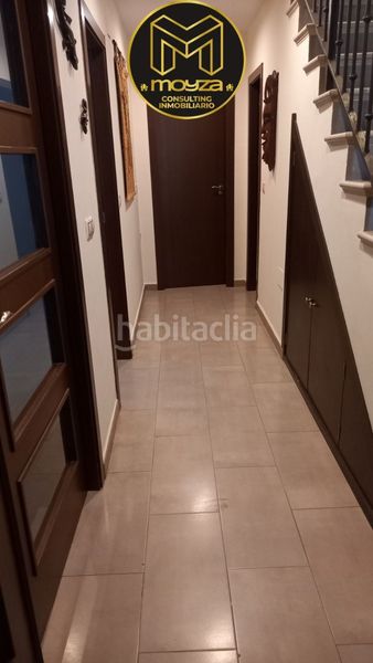 Foto 8767cf47-8021-4de1-963a-1cf98030bc63. Casa amb calefacció aparcament a Santa Isabel Jaén