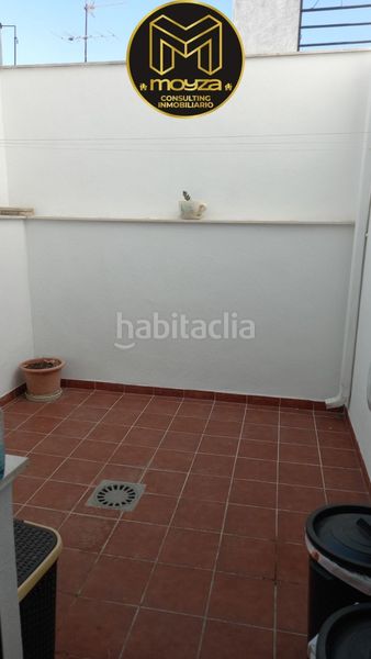 Foto f7b59ab9-5484-4ec4-a3da-7c3a0b580ed4. Casa amb calefacció aparcament a Santa Isabel Jaén