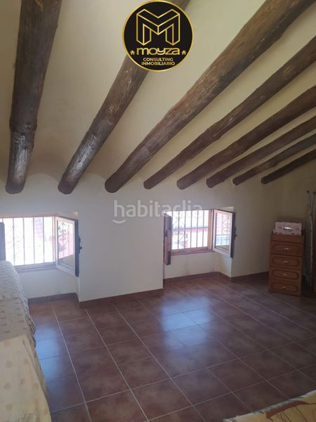 Foto 460442ba-1746-4800-9486-50341892f073. Casa amb calefacció a Martos