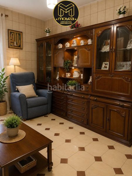 Foto 0ba0094a-598a-42da-9a5e-7dfc253f91fb. Casa amb aparcament a Noalejo