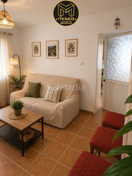 Foto 458b0824-e51d-40c5-9a20-b391563c36fc. Casa amb aparcament a Noalejo