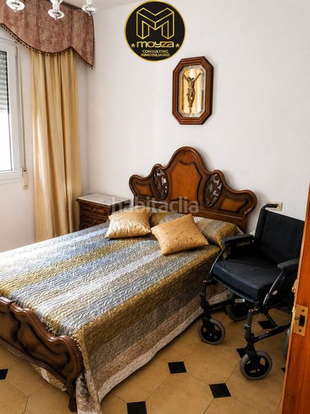 Foto a94edeb7-4599-4a01-8f5e-50fe2e0e7dd0. Casa amb aparcament a Noalejo