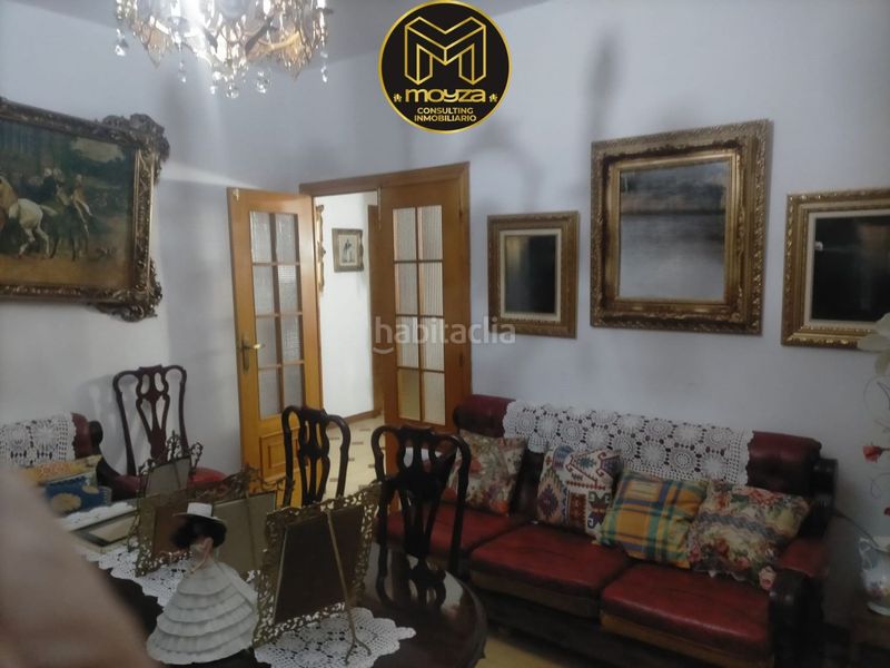 Foto beb5ab8d-1ee1-41e2-8a7e-2f4d00e7f87c. Casa amb aparcament a Noalejo