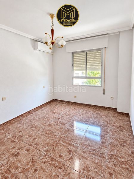 Foto 3d754019-73b4-4d04-b611-3811564ceb4c. Pis a Linarejos Linares