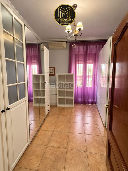 Foto 93489543-aa94-49ac-beb5-20ba3b923b6d. Casa  en venta en centro, 5 dormitorios. en Centro ciudad Linares