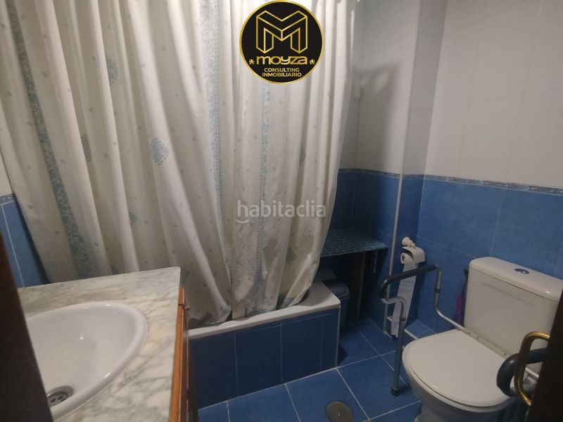 Foto 4ad5d634-3b76-4e07-b9d3-6f395f1a3479. Piso  en venta en avda. andalucía, 4 dormitorios. en Jaén