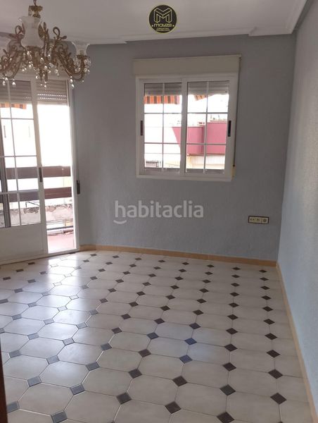 Foto 6b44e93a-8945-4456-b588-ae1510f32f29. Etagenwohnung mit heizung in Centro ciudad Linares