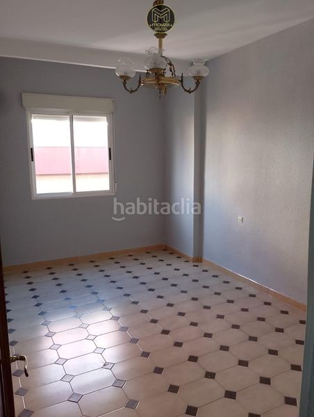 Foto 8f3d1356-c66a-4aa0-8a19-5a93194f4048. Etagenwohnung mit heizung in Centro ciudad Linares