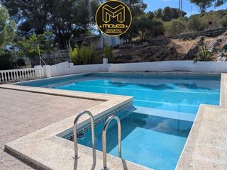 Xalet a Puente Jontoya - Puente de la Sierra - El Arroyo. Chalet en venta en afueras de jaén  puente la sierra, 9 dormitor