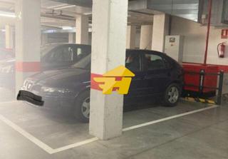 Aparcament cotxe a Ciudad Jardín - Zoco. Carretera de trassierra