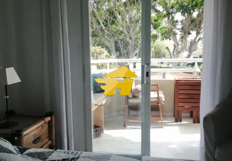 Foto b4bb3a4d-1e91-4f14-adb8-667f7061c920. Rent flat with parking pool in Montemar Torremolinos