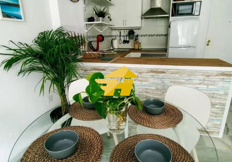 Foto ec3f30b9-03ce-4719-8a4b-b8d3efe6097d. Rent flat with parking pool in Montemar Torremolinos