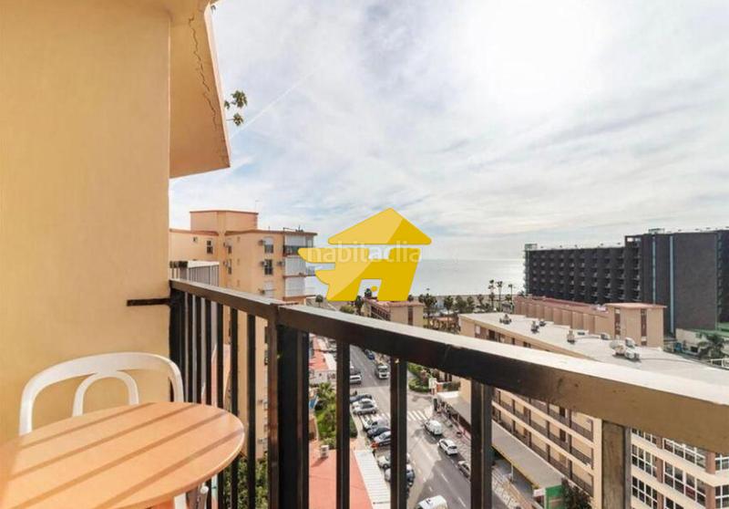 Foto e9fc0f53-fbb7-4b4d-a8c1-579e45a2ea4b. Miete etagenwohnung mit parking pool in Playamar - Benyamina Torremolinos