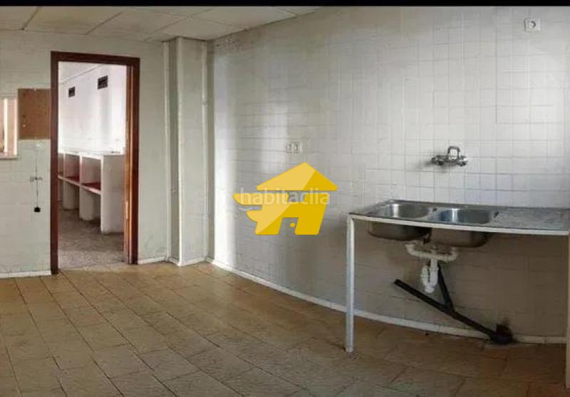 Foto c308c7ba-6671-4267-a723-e8f5fbed7b30. Lloguer local comercial a Villarrubia Córdoba