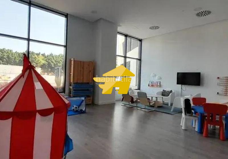 Foto 1371bc89-2581-4df5-955b-d07baaa0e2f0. Alquiler piso paseo martiricos, 30 en Martiricos - La Roca - La Rosaleda Málaga