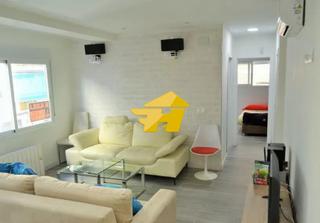 Location Duplex  Calle maestro lecuona. Calle maestro lecuona. se alquila por semanas o meses sueltos.