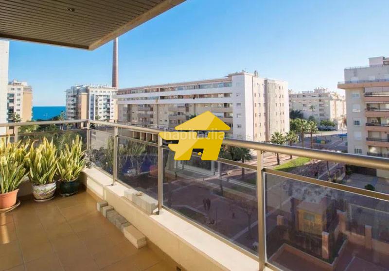 Foto f5b71f86-b794-4f57-b996-d104939b1579. Alquiler piso calle amalia heredia en Paseo Marítimo Oeste - Pacífico Málaga