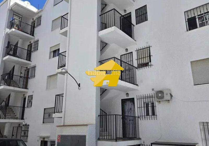 Foto 255eb0f2-9860-469d-89b7-28cbdd3aa204. Dúplex calle Loma de los Riscos en Loma de los Riscos Torremolinos