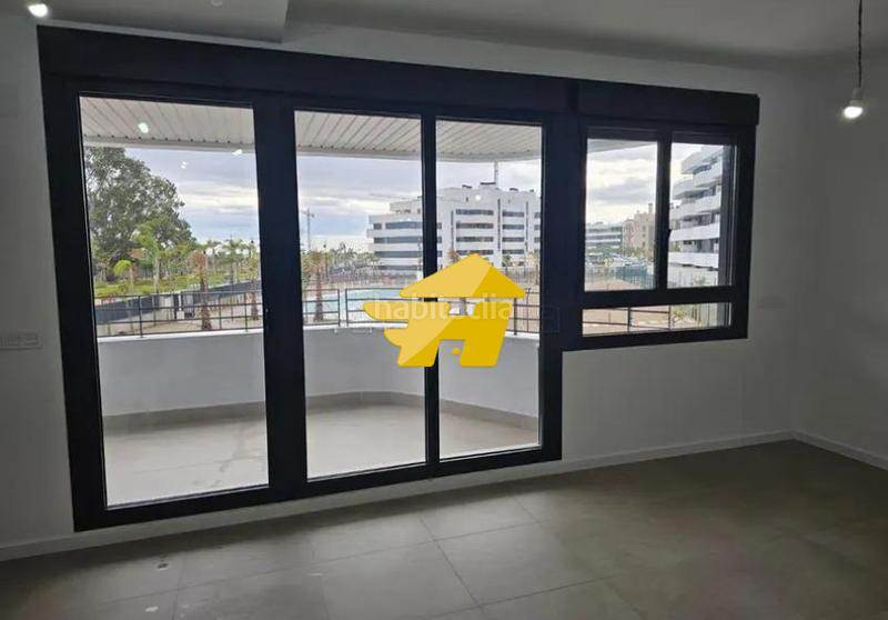 Foto d80bdf13-3b14-4205-8e97-c2016b7ea701. Location appartement avec chauffage parking piscine dans Torremolinos
