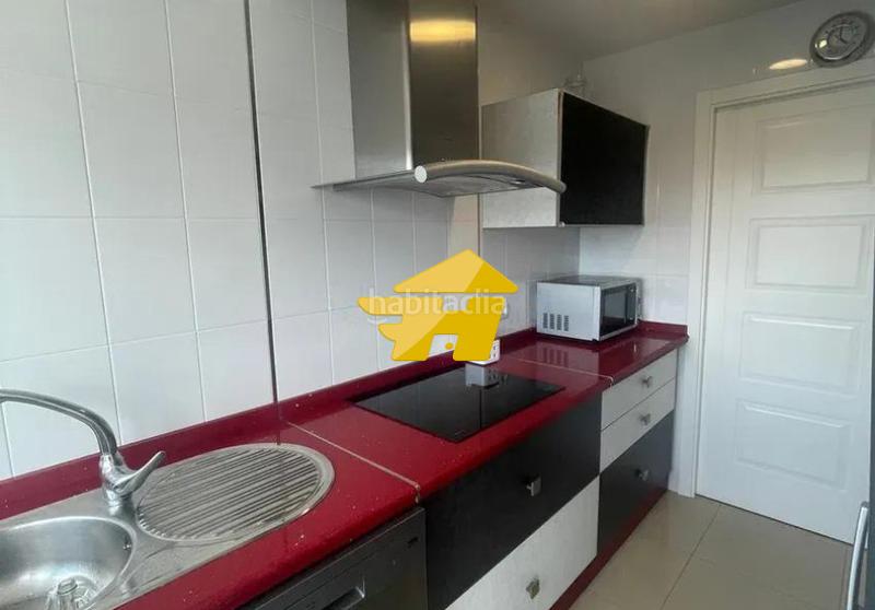 Foto d879bbe1-5321-4e3a-9c5c-2b4c7eaaa30e. Location appartement dans Montemar Torremolinos