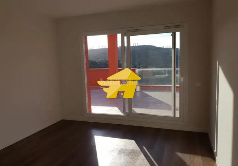 Foto 1cfbf8a7-b27b-4f76-8df5-1daa8031edad. Miete dachwohnung mit parking pool in Jarazmin Málaga