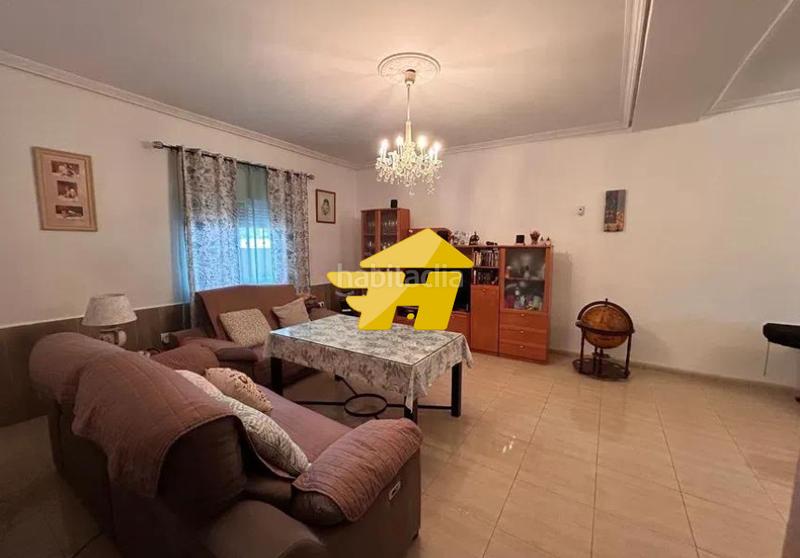 Foto 5fe0b7ea-917f-4b57-bac0-102ba89dffec. Casa amb aparcament piscina a Alcolea Córdoba