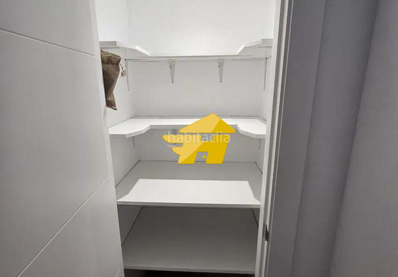 Foto f34b3ba9-d7c5-4863-8bfa-0e739e57c2d8. Alquiler piso calle villa de rota en Ciudad Jardín - Zoco Córdoba