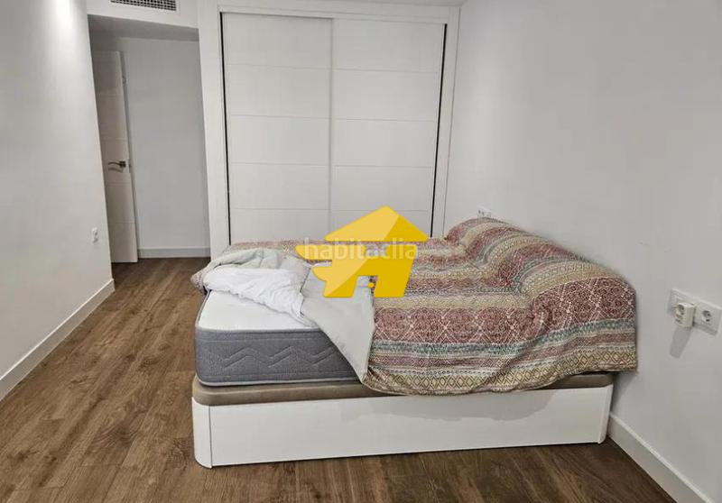 Foto 8f8bedf8-e793-4ae8-8ad6-aecb3320c727. Location appartement avec parking dans Ciudad Jardín - Zoco Córdoba