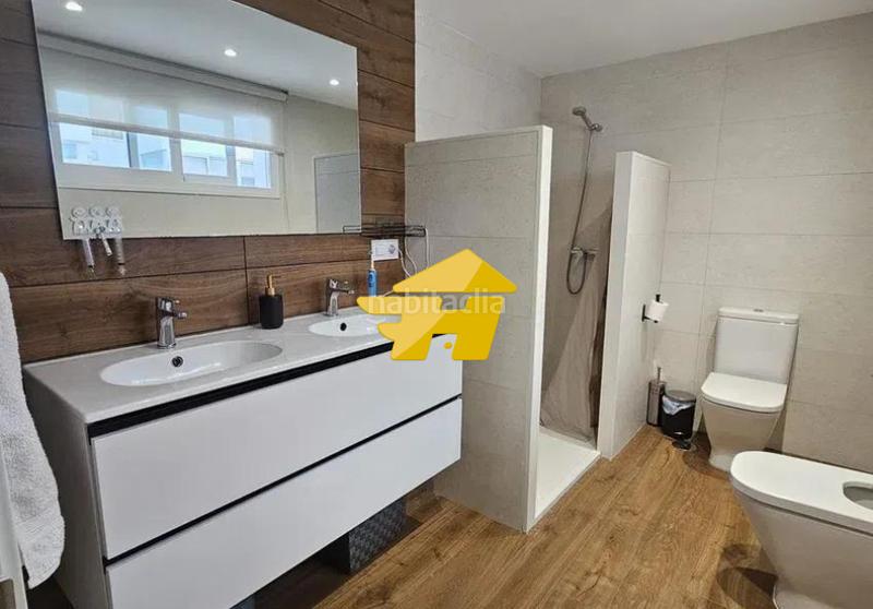 Foto 4151cdab-1c75-4301-ab01-40aff8b1dbc0. Rent flat with parking in Ciudad Jardín - Zoco Córdoba