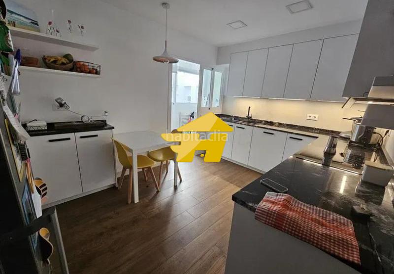 Foto 960f3279-0044-4902-89c6-eec36f9b844f. Rent flat with parking in Ciudad Jardín - Zoco Córdoba