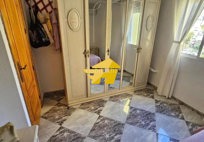 Foto 17d5864b-114d-4110-9ff9-eb555c7d54db. Alquiler piso plaza de ricardo orueta larga temporada en Málaga