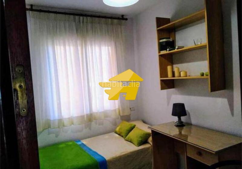 Foto 4bc93625-ead2-47ab-862e-120180ae4ecf. Rent flat with pool in El Consul - Ciudad Universitaria - El Romeral Málaga