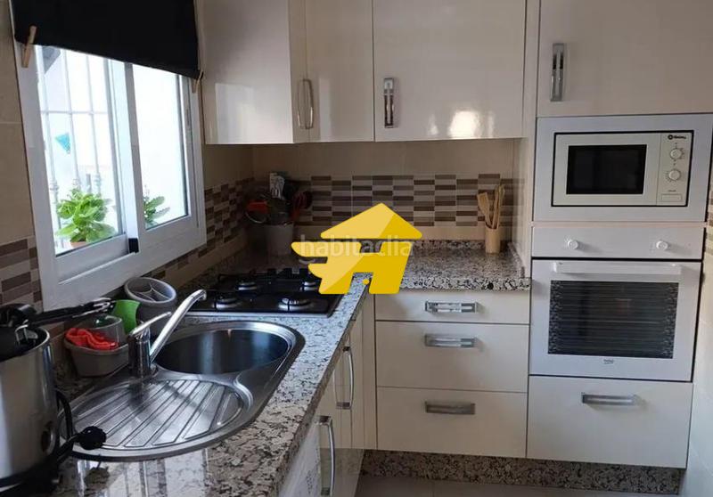 Foto 43246295-1aeb-4883-8f8d-0c4b189cd486. Rent flat in Puerto Deportivo Fuengirola