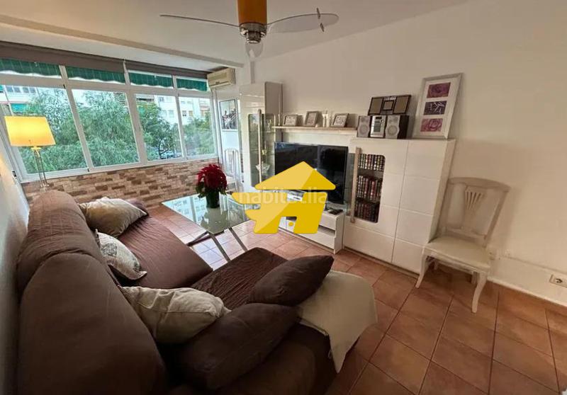 Foto 871d1dc0-2b1f-444c-afbb-517a242a447b. Affitto appartamento con piscina in Arroyo de la Miel Benalmádena