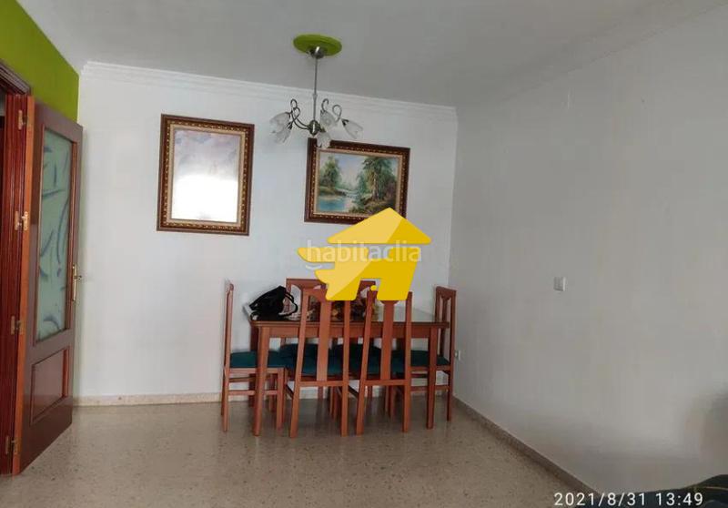 Foto feda9647-4043-4071-83eb-93955b07b097. Alquiler piso hermes, 9. estudiantes en El Consul - Ciudad Universitaria - El Romeral Málaga