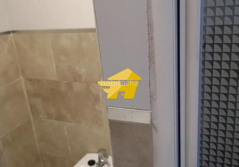 Foto a084d55b-837a-4e2a-a0a8-903735b2c3ca. Lloguer pis a Parque Ayala - Jardín de la Abadía - Huelín Málaga