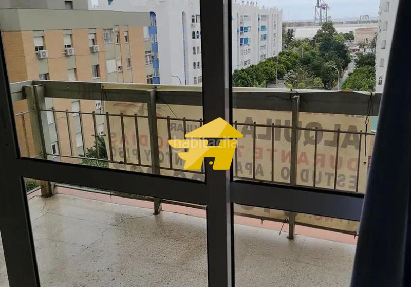 Foto c6460654-1aea-4a50-9b4f-2325c6d3cb25. Lloguer pis a Parque Ayala - Jardín de la Abadía - Huelín Málaga