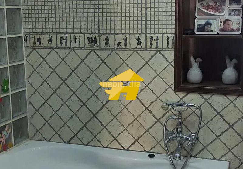 Foto dde37b60-1120-4edf-895e-2852ce2aa017. Lloguer dúplex a El Molinillo - Capuchinos Málaga