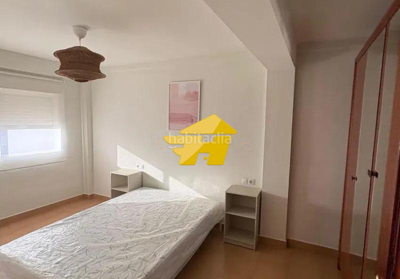 Foto 1b09d8f3-4b31-4cd1-b3f6-9c9fecc16b5b. Alquiler piso pintor ramírez en Santa Rosa - Valdeolleros Córdoba